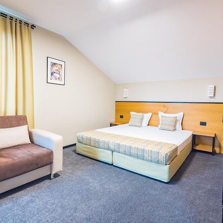Hotel Albatros New Town Созополь Екстер'єр фото
