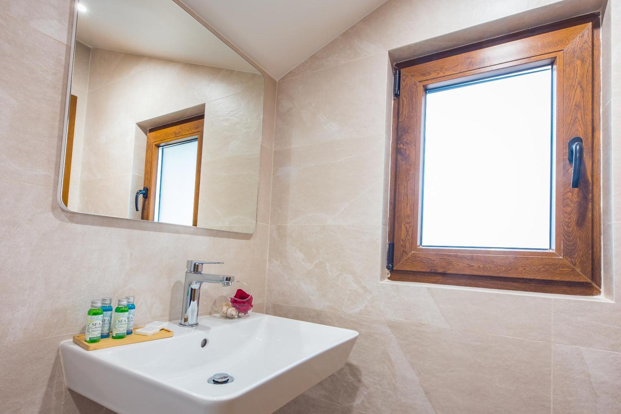 Hotel Albatros New Town Созополь Екстер'єр фото